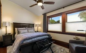Upscale Downtown Home Walk To Beach Shops Bars 2